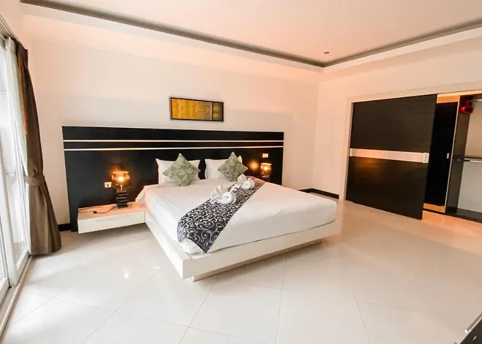 Hidden Palm Pool Villas Pattaya