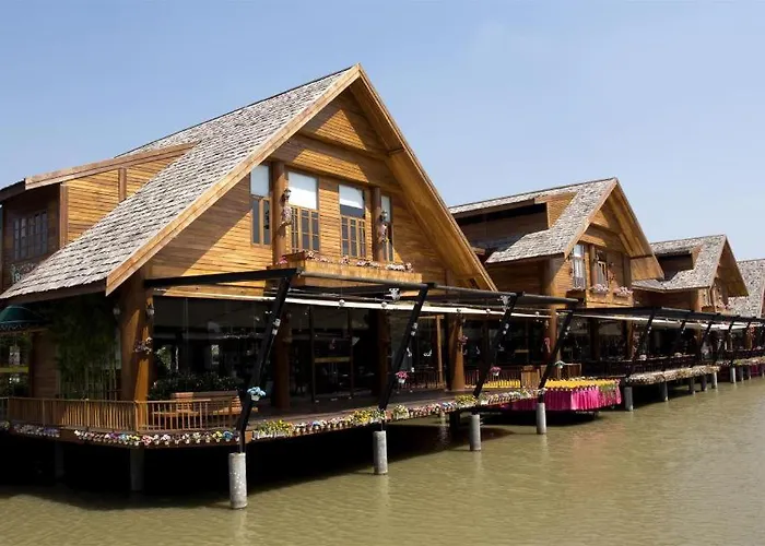 4 Sterne-Hotel-Ambassador City Jomtien Marina Tower Wing Na Chom Thian