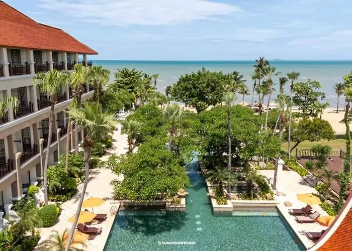 Dor-Shada Resort By The Sea Na Chom Thian met golfbaan
