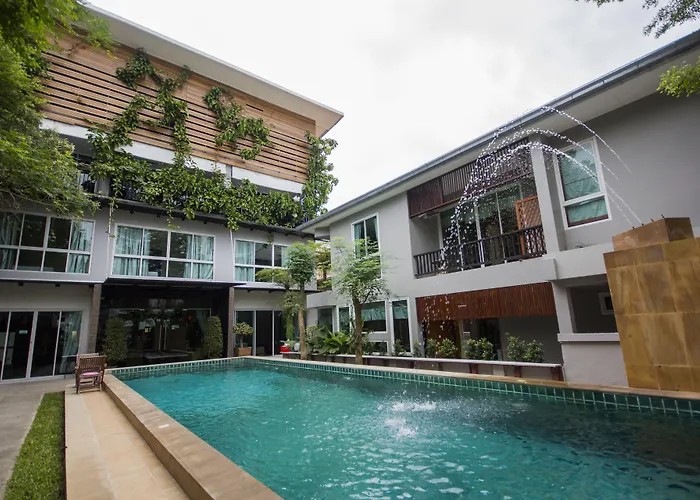 Tamnak Villa 11Br With Privater Pool Pattaya