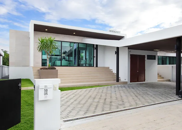 White Sand Beach Residences Pattaya Na Chom Thian