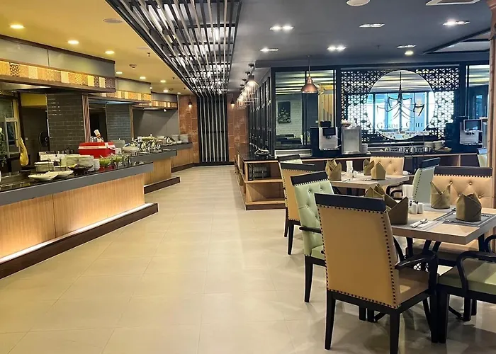 Luxushotel in Pattaya nahe Heiligtum der Wahrheit