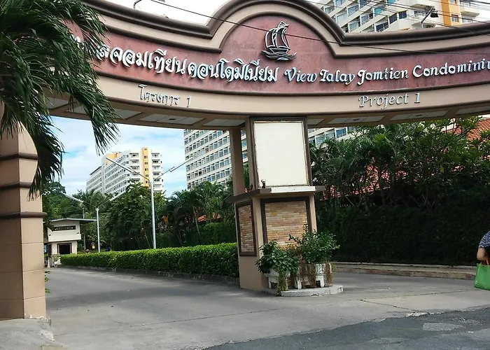 View Talay 1B Apartments Pattaya