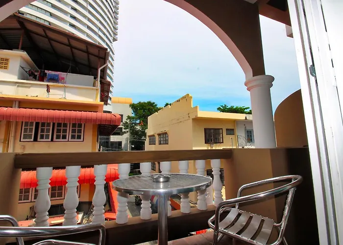 Jomtien Beach Pool House Pattaya
